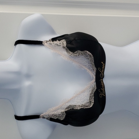 Victoria's Secret satin and lace bralette - Picture 4 of 10